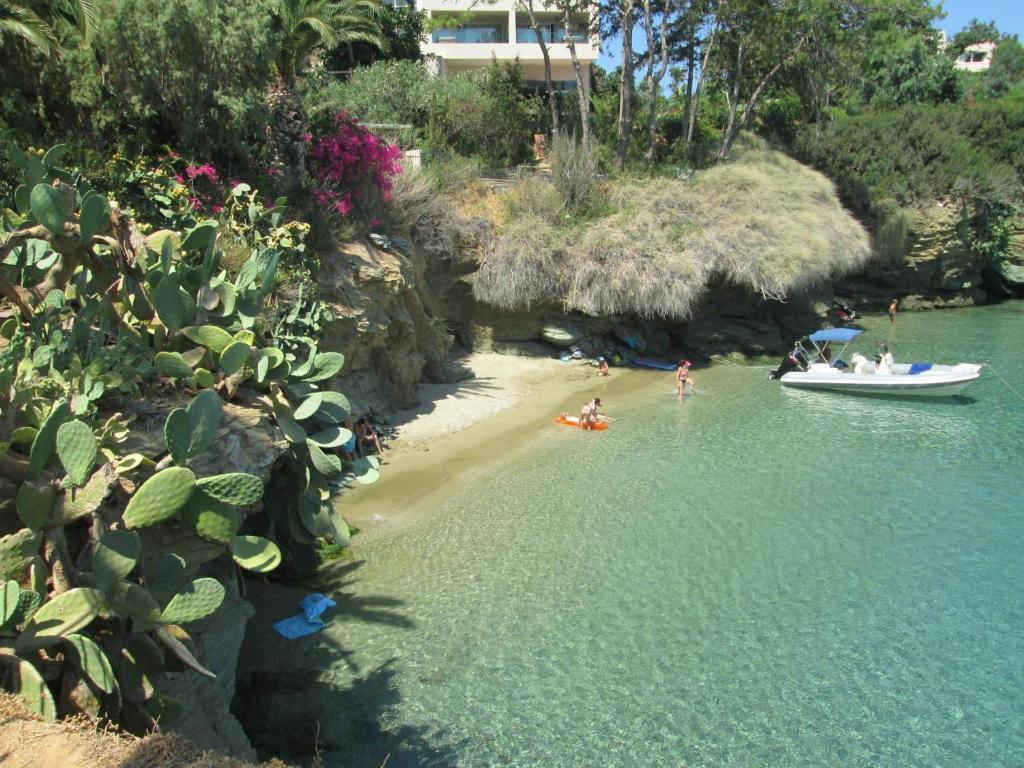 Marianna Apartments Agia Pelagia Exteriör bild